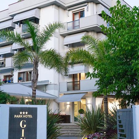 Park Hotel Giusy Lido di Camaiore Ngoại thất bức ảnh