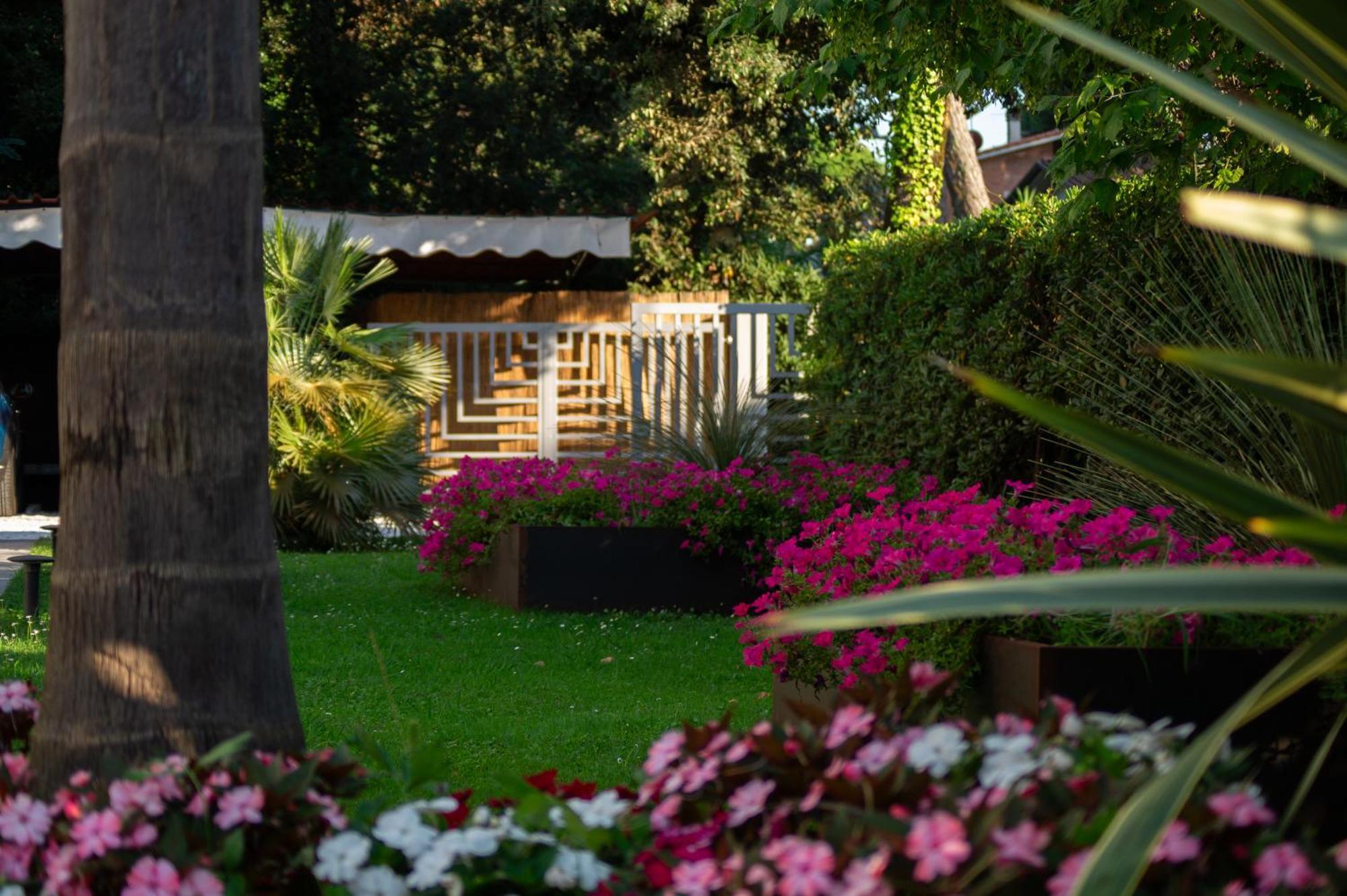 Park Hotel Giusy Lido di Camaiore Ngoại thất bức ảnh