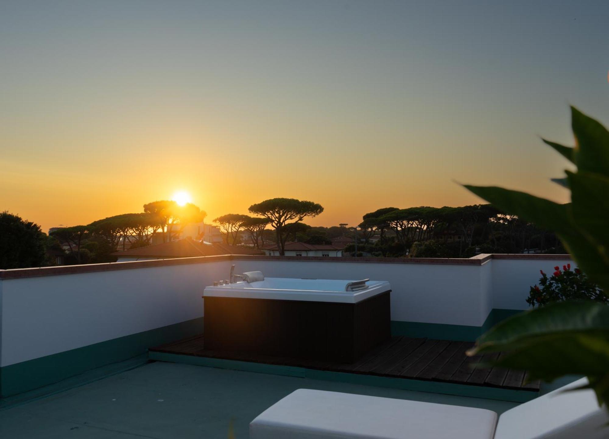 Park Hotel Giusy Lido di Camaiore Ngoại thất bức ảnh